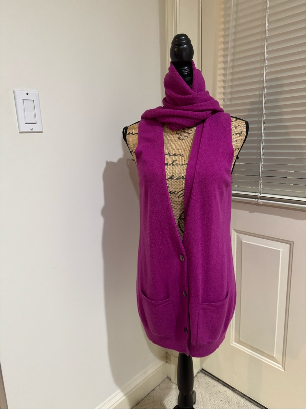 InCashmere Fuchsia Knit Scarf Vest